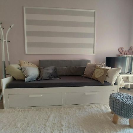 La Pineta - Delightful Small Apartment Near The City Center 라킬라 외부 사진