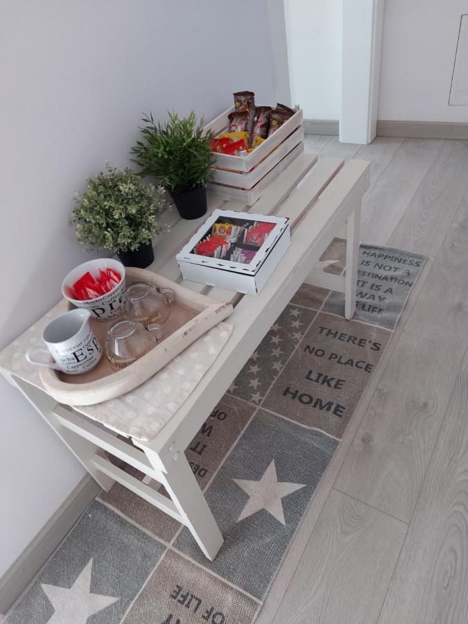 La Pineta - Delightful Small Apartment Near The City Center 라킬라 외부 사진